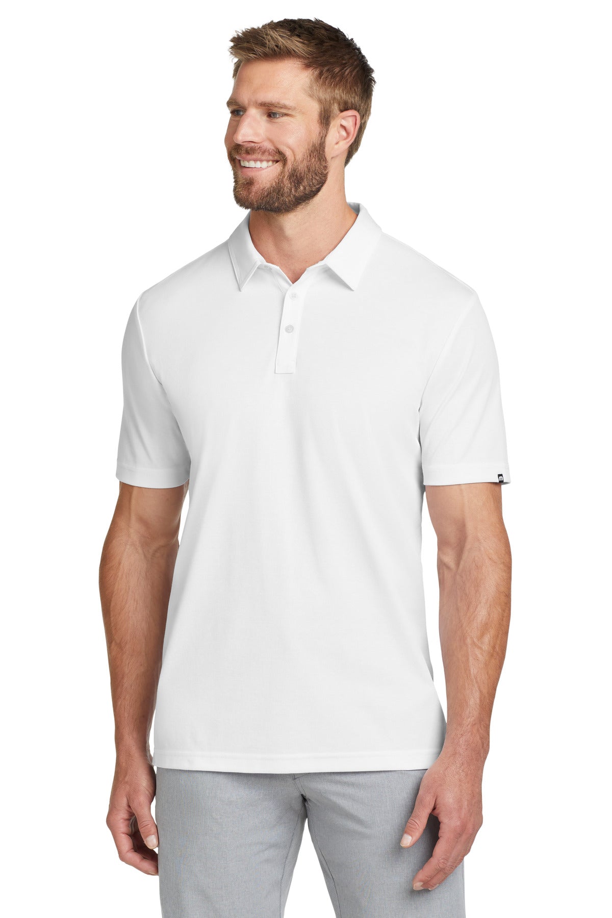 Polo liso Oceanside de TravisMathew. TM1MU411
