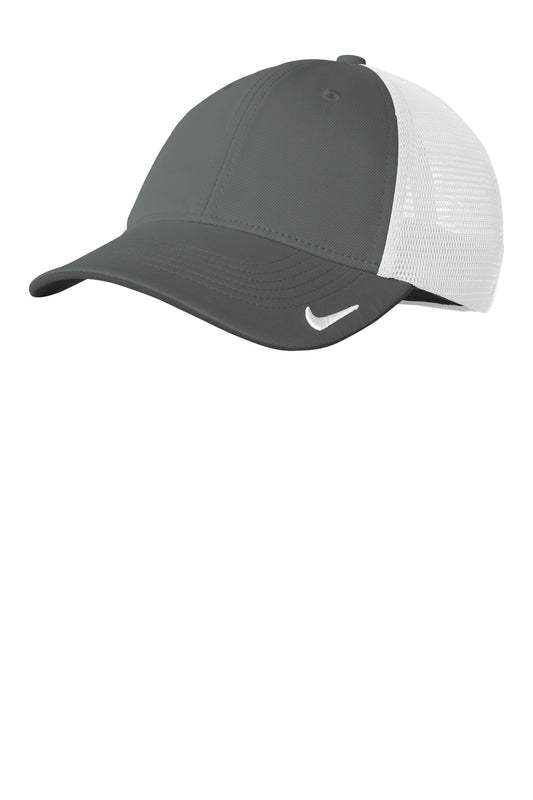 Gorra Nike Stretch-to-Fit con parte trasera de malla NKFB6448